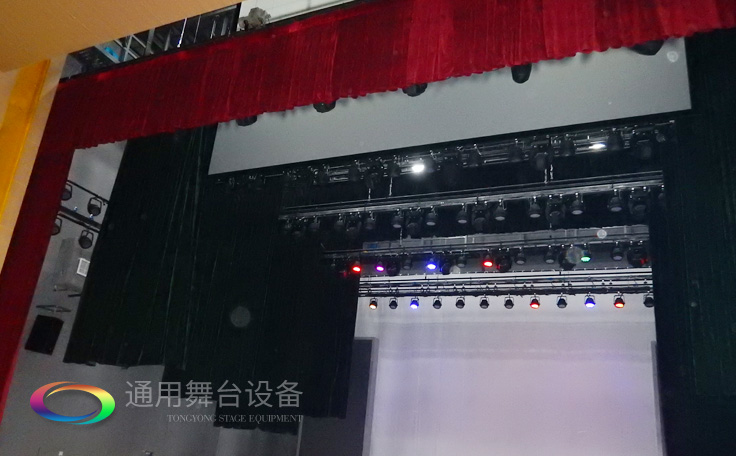 通用舞臺(tái)幕布優(yōu)勢(shì)！奉行以