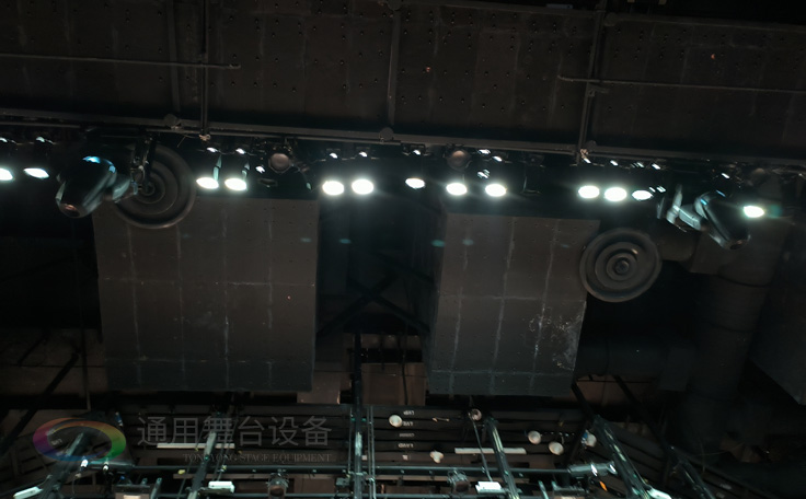 舞臺吊桿啟動注意事項、電動卷揚機、控制臺須接地等