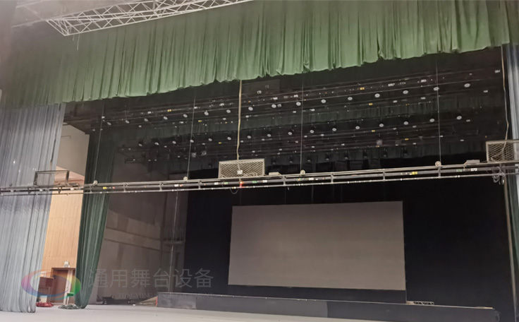 眼鏡框架式舞臺(tái)阻燃幕布 功效、性能特點(diǎn)